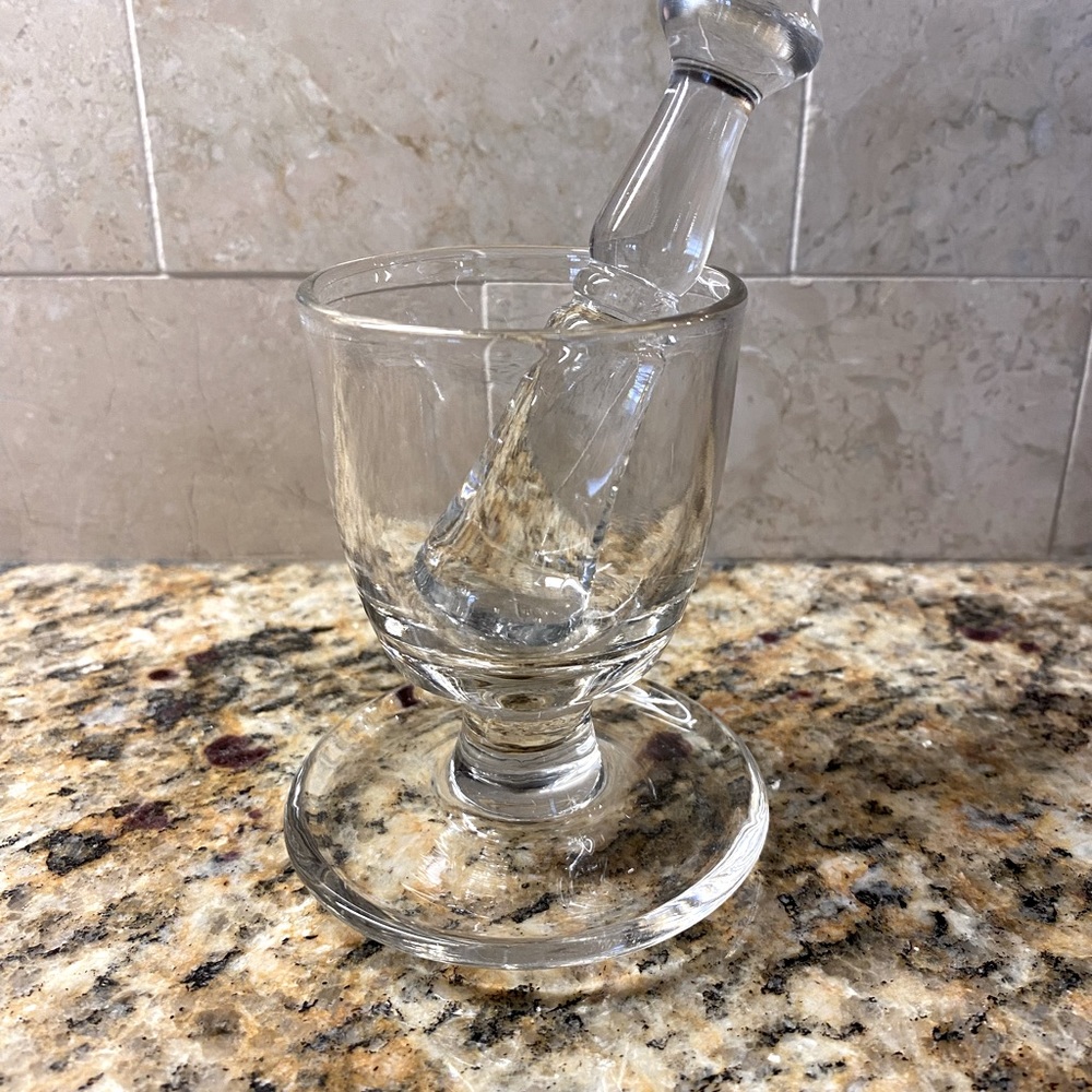 Early 1900 Glass Pestle and Mortar.